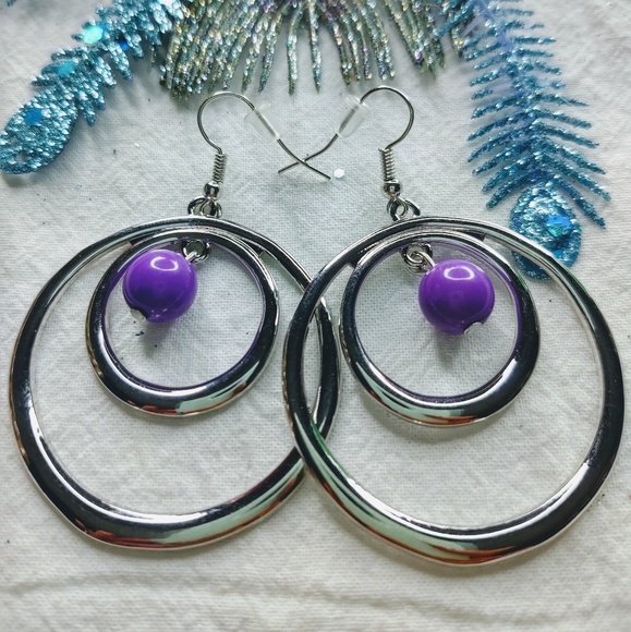 paparazzi Jewelry - Eye-catching Earrings